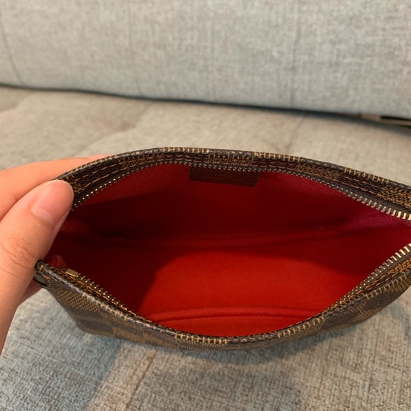 Louis Vuitton Trousse makeup pouch in Damier - Picture 4 of 9